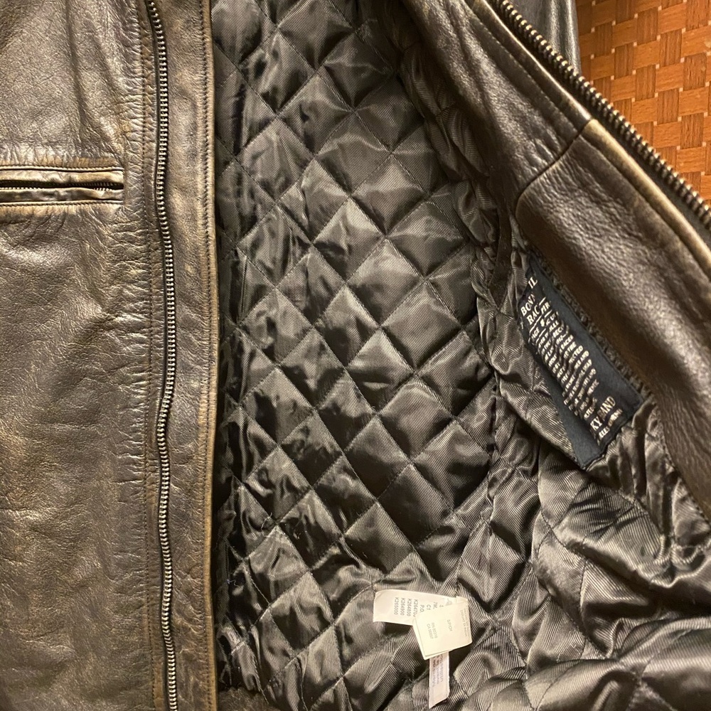 Lucky Brand - Picture 3 of 5